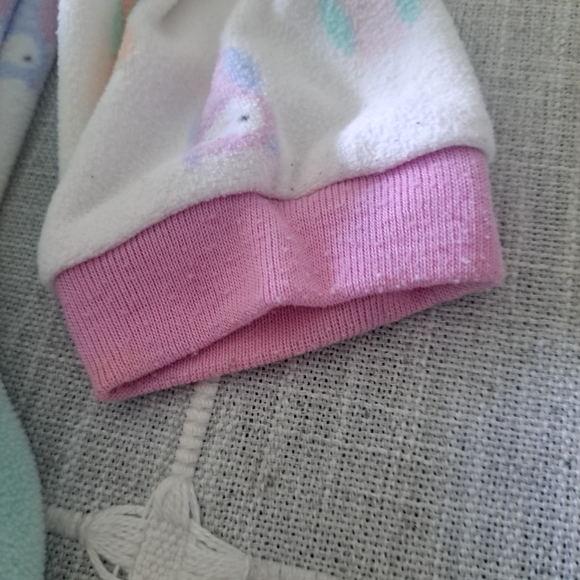 Carter’s Toddler Girls 2T Fleece Footed Pajamas – Lot of 2 - Picture 5 of 7